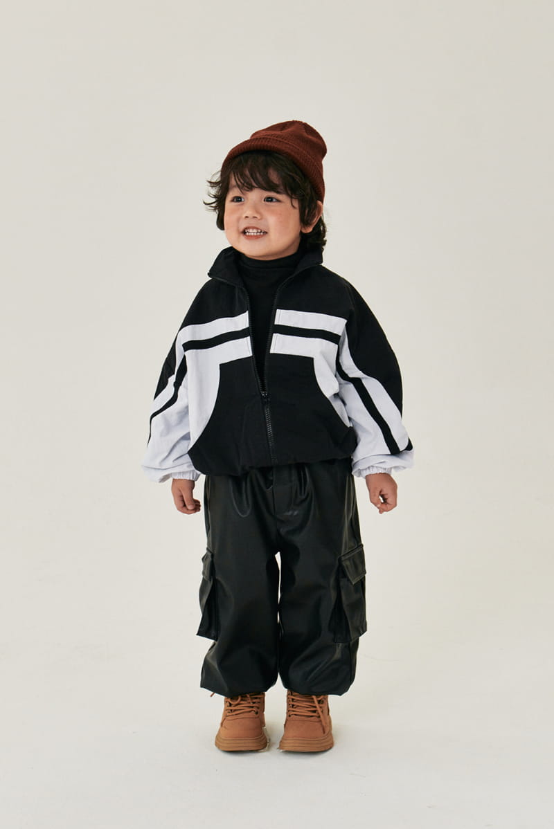 A-Market - Korean Children Fashion - #designkidswear - Leather Cargo Pants - 4