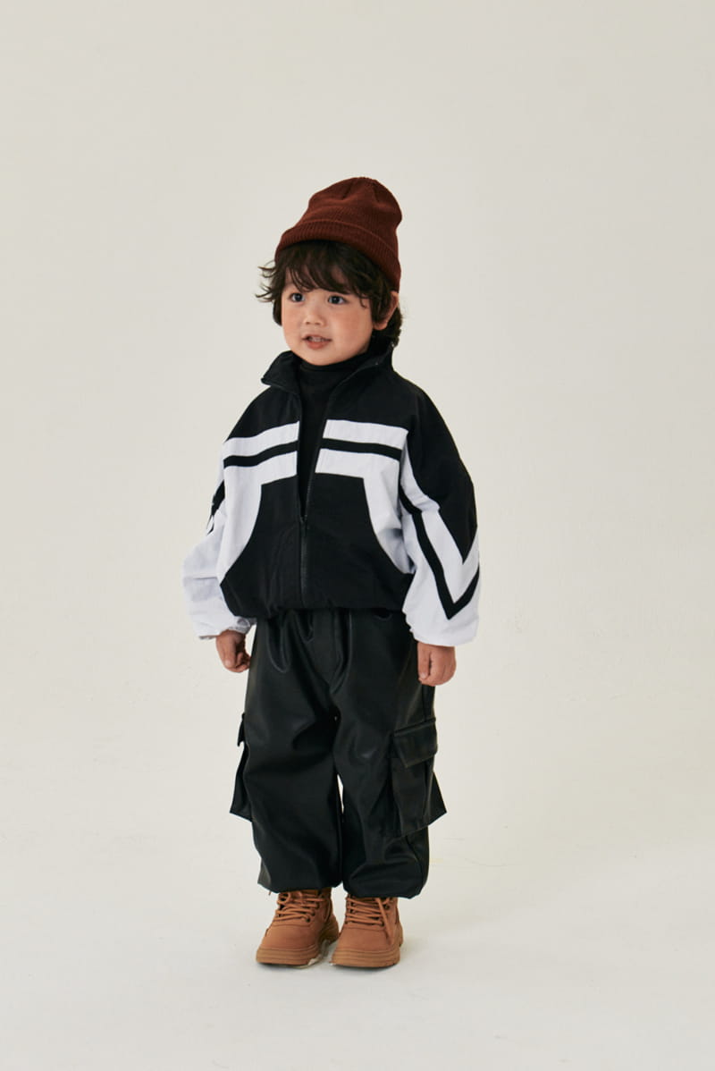 A-Market - Korean Children Fashion - #kidsstore - Leather Cargo Pants - 7