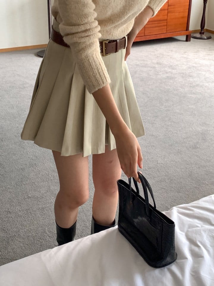 Atthismoment - Korean Women Fashion - #vintagekidsstyle - Belt Wrinkle Skirt