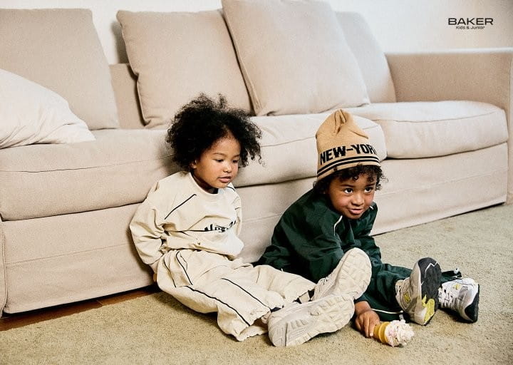 Baker - Korean Children Fashion - #stylishchildhood - Newyork Beanie with Mom - 8