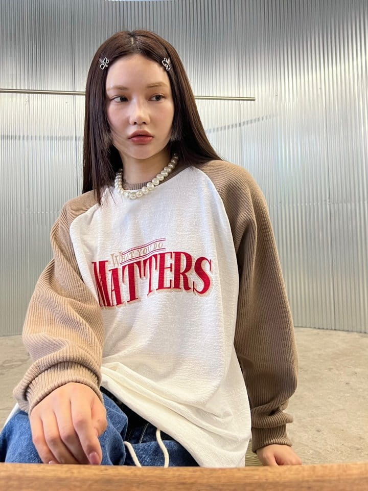 Bricklane - Korean Women Fashion - #restrostyle - Matter Raglan Sweatshirt - 3