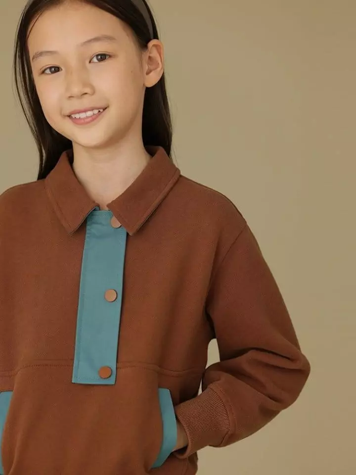 Ciel De Maman - Korean Children Fashion - #kidsshorts - Flo Neck Button Sweatshirt - 8