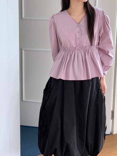 French Chic - Korean Women Fashion - #momslook - V Neck Frill Blouse - 3