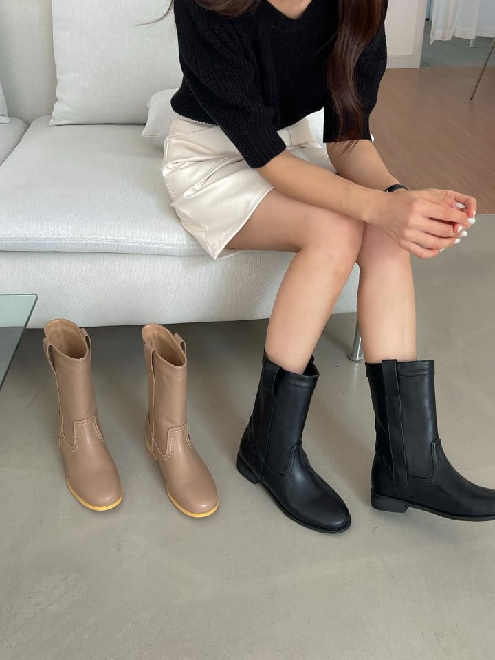 Golden Shoe - Korean Women Fashion - #momslook - 2382 Boots