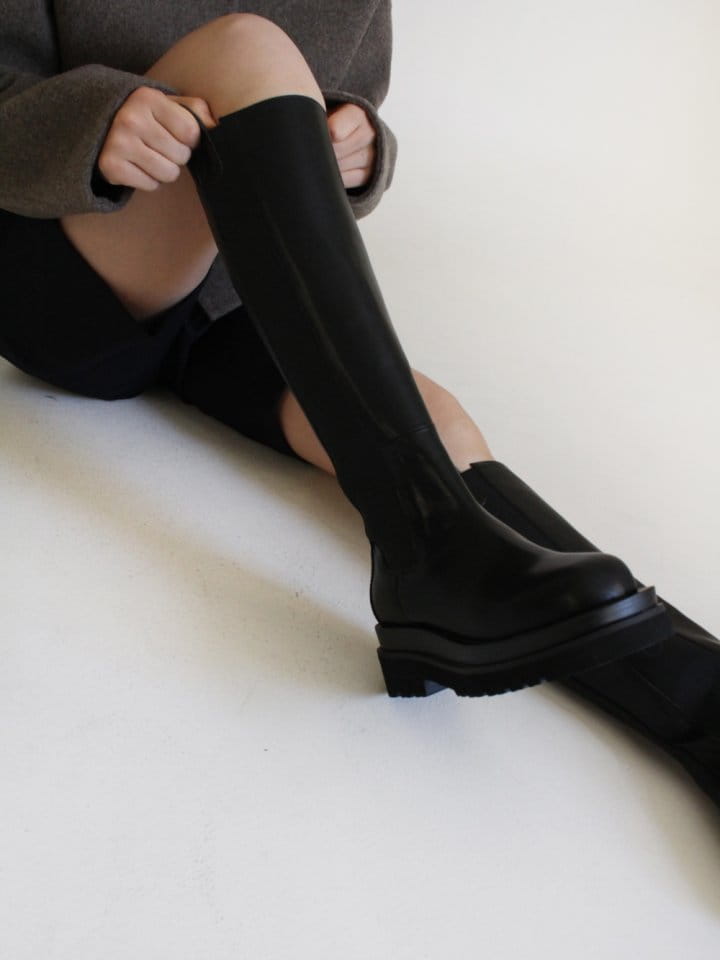 Golden Shoe - Korean Women Fashion - #momslook - 126 Boots - 2