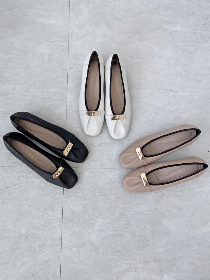 Golden Shoe - Korean Women Fashion - #momslook - 8066 Flats - 3