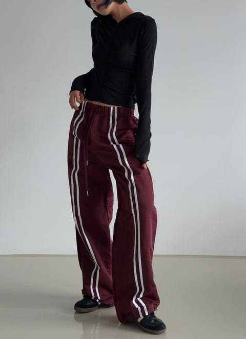 One The Woman - Korean Women Fashion - #thelittlethings - Glossy Taping Pants - 4