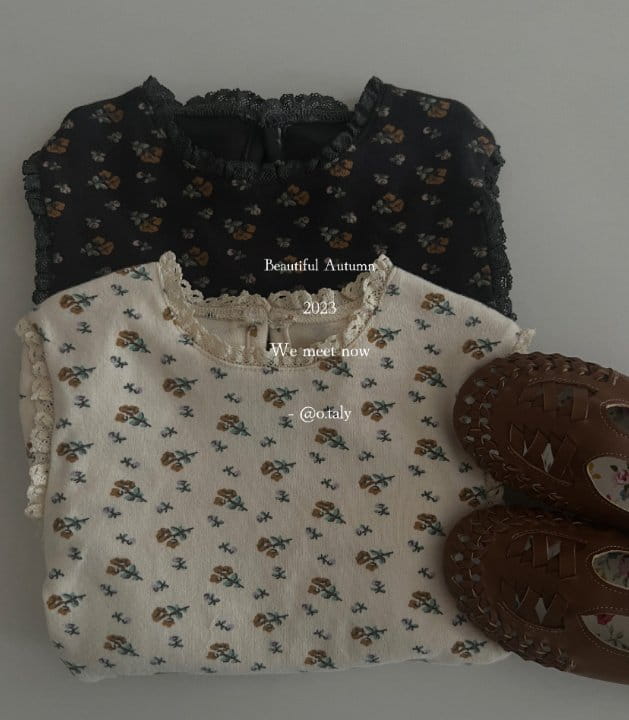 Otaly - Korean Children Fashion - #kidsshorts - Small Flower Lace Tee - 2