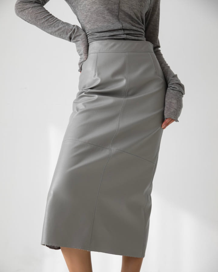 Paper Moon - Korean Women Fashion - #momslook - vegan leather back slit flared skirt