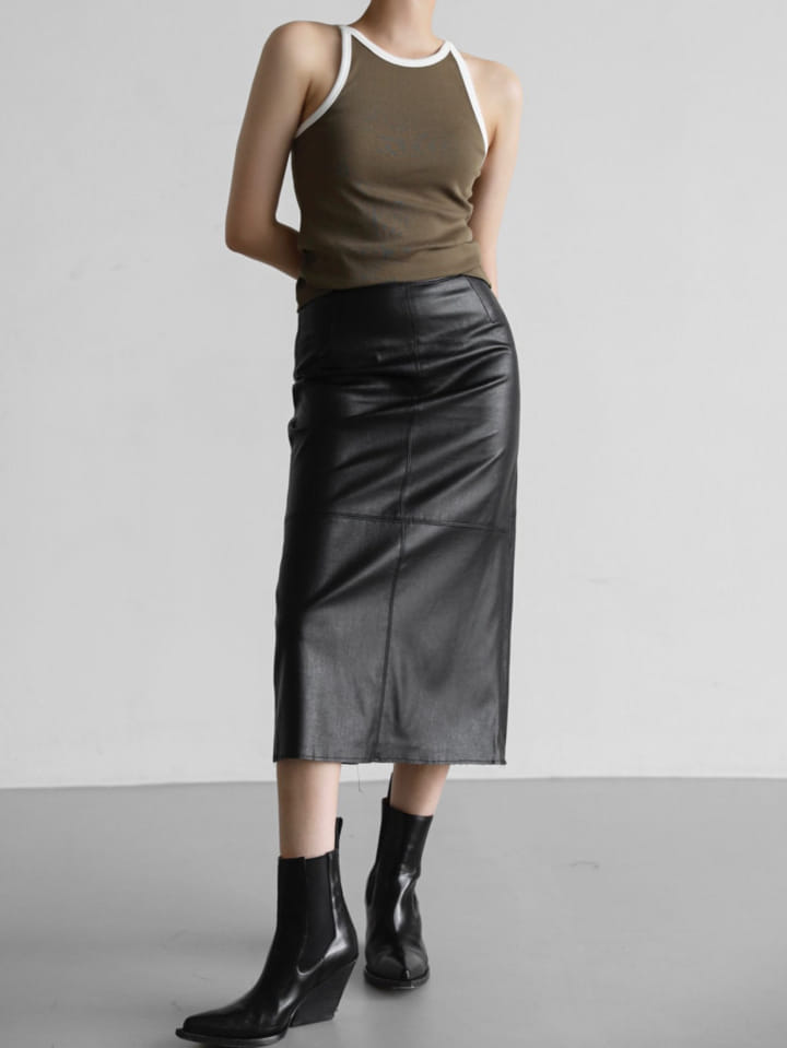 Paper Moon - Korean Women Fashion - #momslook - vegan leather back slit flared skirt - 9