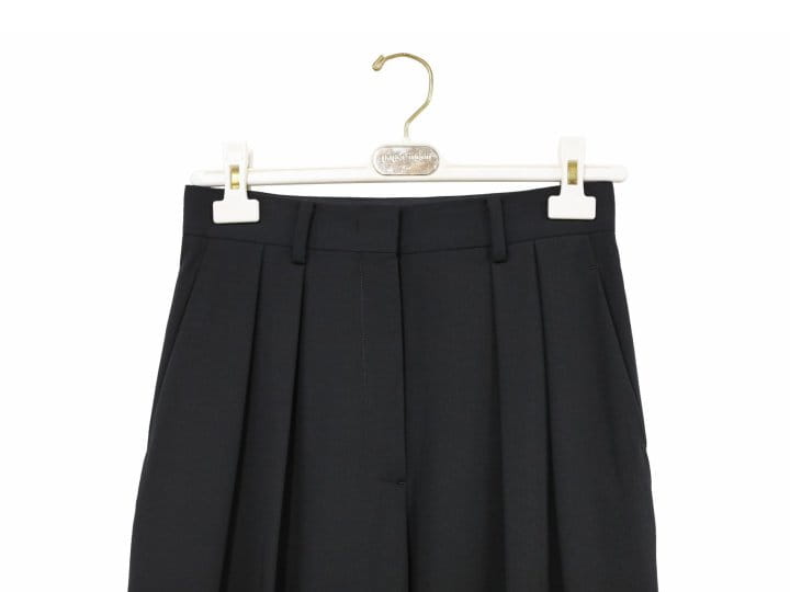 Paper Moon - Korean Women Fashion - #womensfashion - low waisted double pleats wide trousers - 4