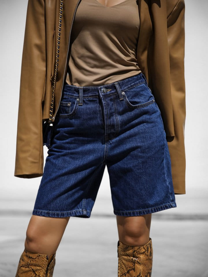 Paper Moon - Korean Women Fashion - #womensfashion - classic slim fit indigo denim bermuda shorts - 5