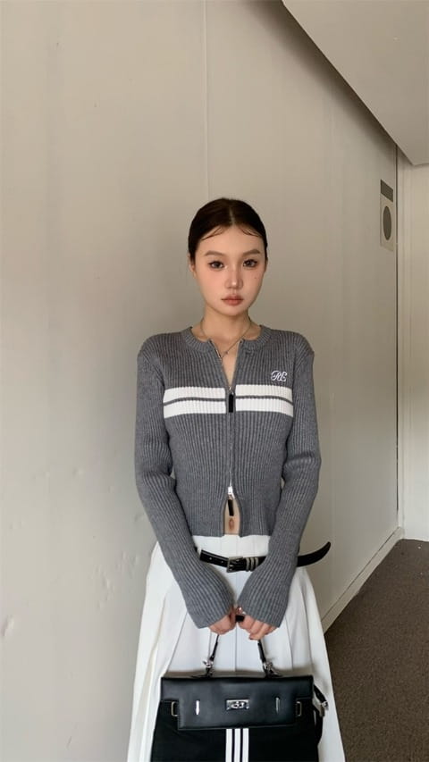 Tails - Korean Women Fashion - #womensfashion - Cuma Knit Tee - 10