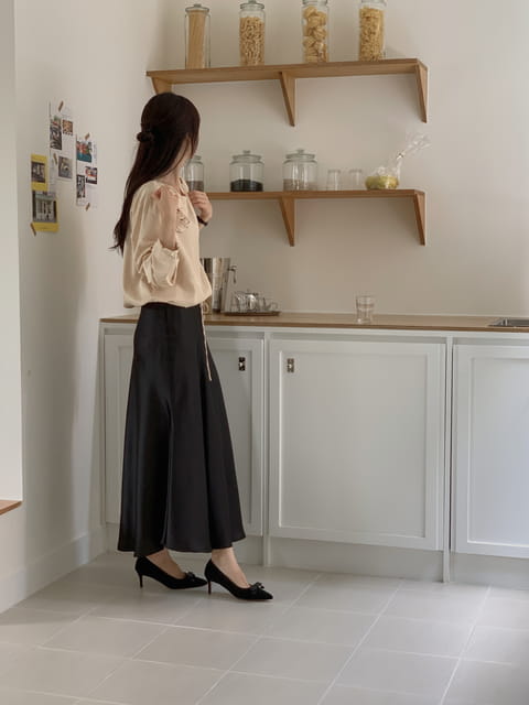 Verni - Korean Women Fashion - #momslook - Satinr Made Skirt - 9