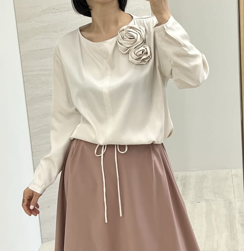 Verni - Korean Women Fashion - #momslook - Rose Blouse - 4