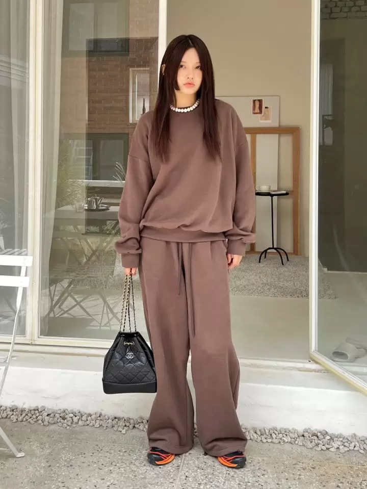 Bricklane - Korean Women Fashion - #womensfashion - Fleece Embrodiery Pants - 4