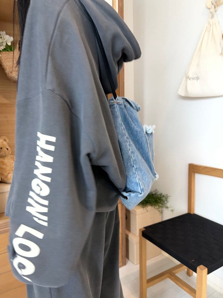 Bricklane - Korean Women Fashion - #momslook - Lettering Feed Hoody Tee - 6