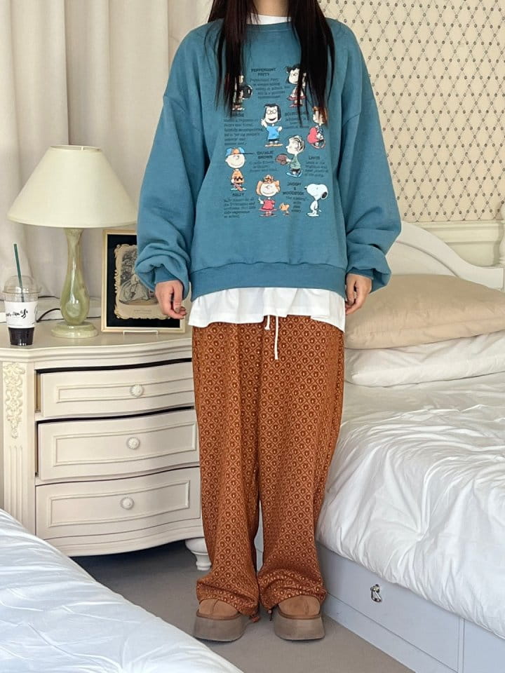 Bricklane - Korean Women Fashion - #momslook - Crack Snoo Sweatshirt - 10