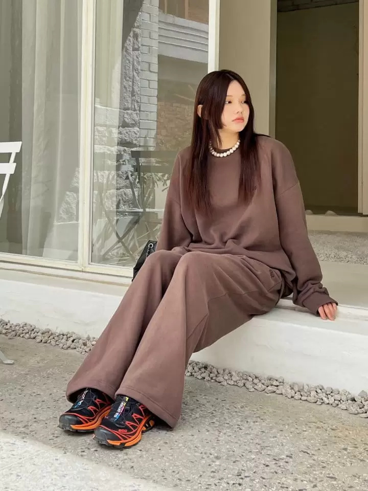 Bricklane - Korean Women Fashion - #womensfashion - Fleece Embrodiery Pants - 3