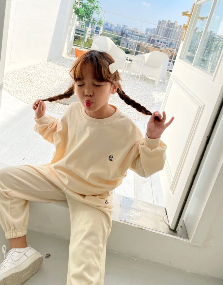 Dsaint - Korean Children Fashion - #kidsshorts - Little Heart Jogger Top Bottom Set - 3