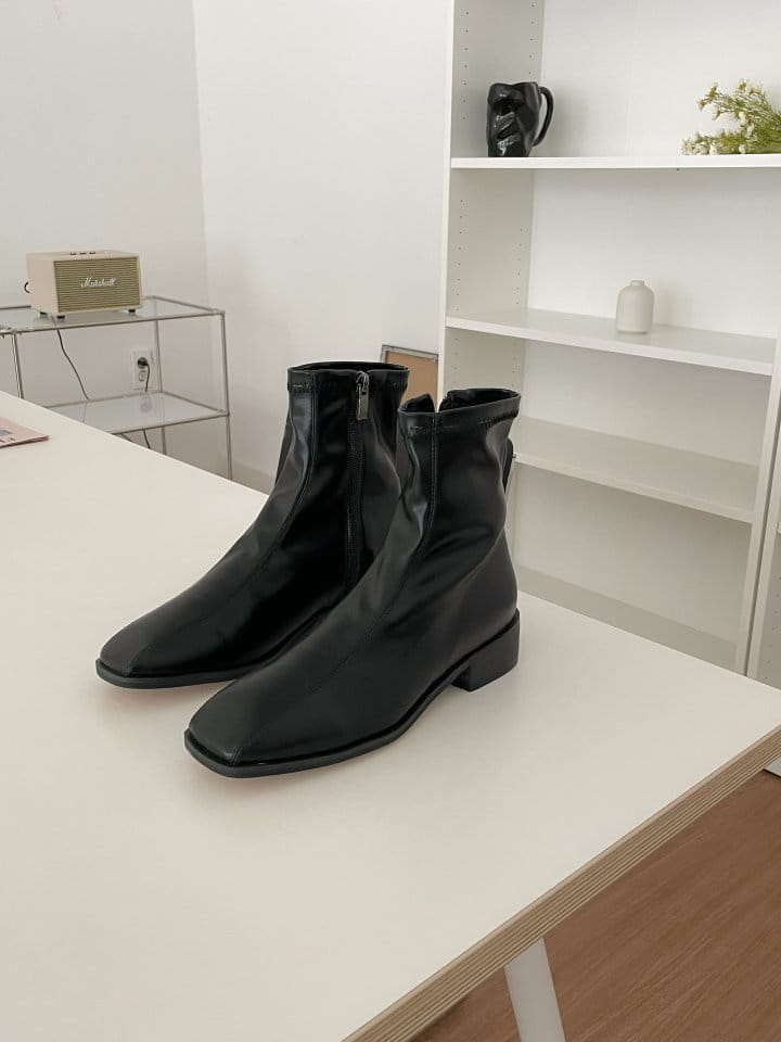 Golden Shoe - Korean Women Fashion - #momslook - th2829 Boots