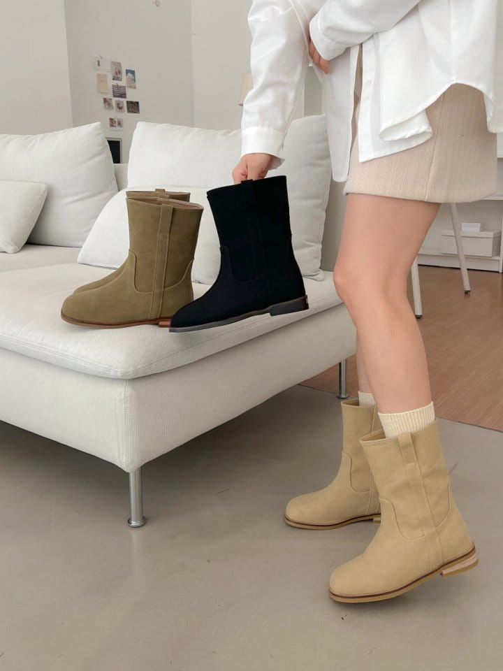 Golden Shoe - Korean Women Fashion - #momslook - j3293 Boots - 2