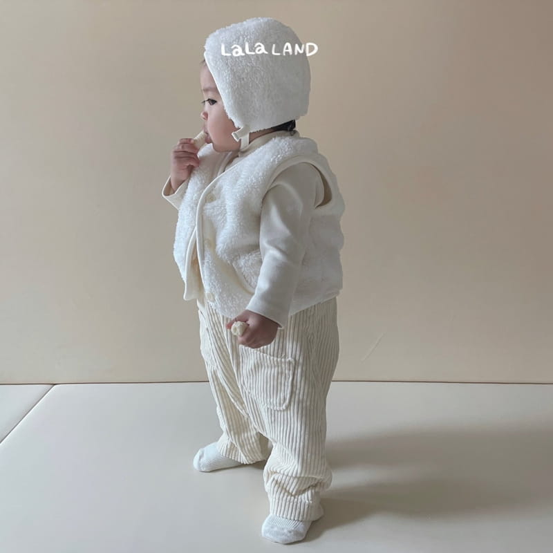 Lalaland - Korean Baby Fashion - #babyoninstagram - Bebe Fluffy Vest - 4