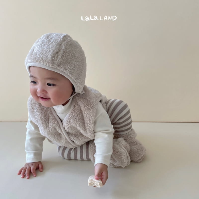 Lalaland - Korean Baby Fashion - #babyoutfit - Bebe Fluffy Vest - 6