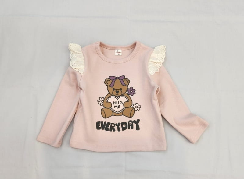 Milk Bebe - Korean Children Fashion - #kidsshorts - Hug Bear Tee - 5