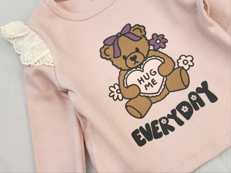 Milk Bebe - Korean Children Fashion - #kidsstore - Hug Bear Tee - 6