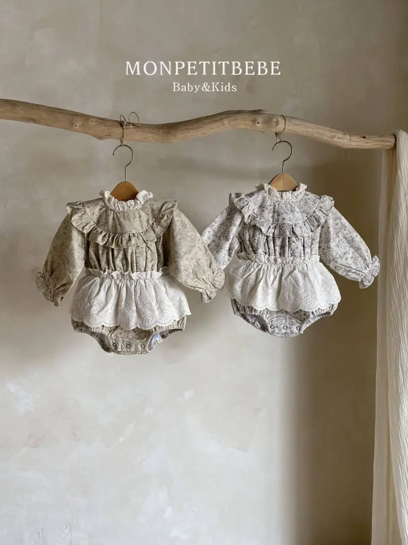 Petit hotsell bebe clothing