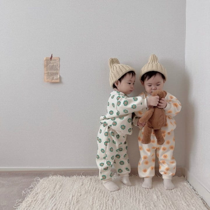 Moran - Korean Children Fashion - #magicofchildhood - Bear Flower Top Bottom Set - 2