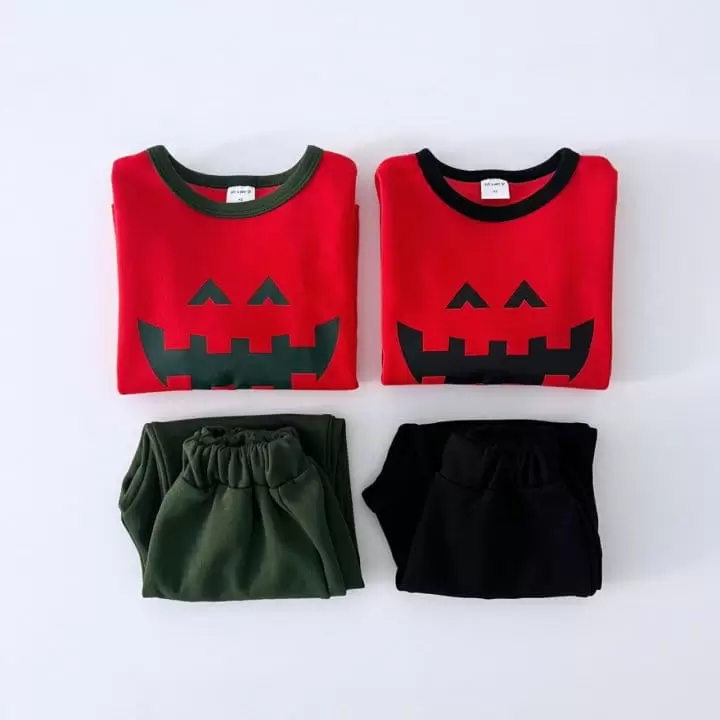 Pitapat - Korean Children Fashion - #designkidswear - Smile Halloween Top Bottom Set