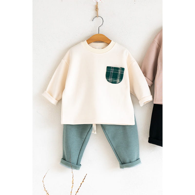 Raykids - Korean Children Fashion - #stylishchildhood - Check Pocket String Top Bottom Set