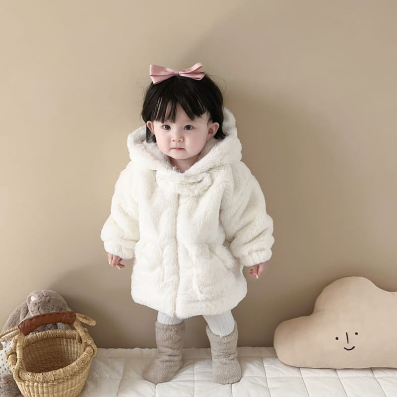 Reve Kid - Korean Baby Fashion - #babyoutfit - Bebe Bear Mink Coat