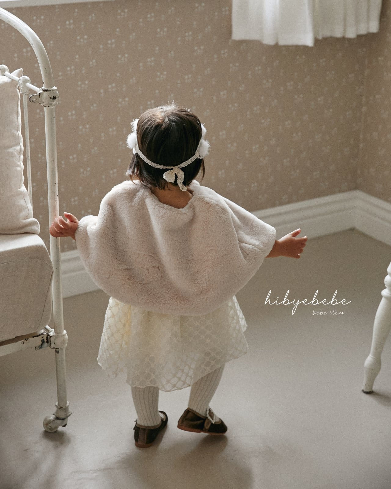 Hi Byebebe - Korean Baby Fashion - #onlinebabyshop - Princess Mink Cape - 9