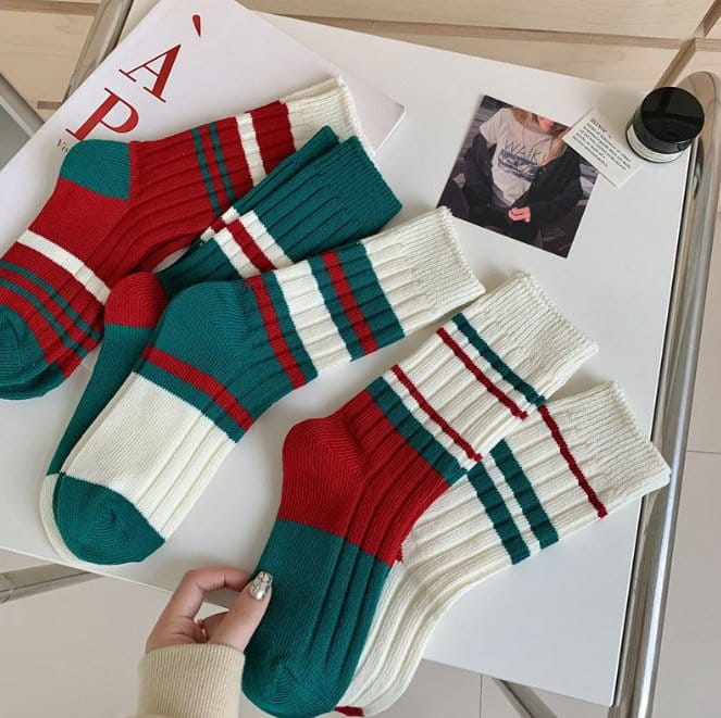 Miso - Korean Children Fashion - #kidsshorts - Mom Christmas Socks - 8