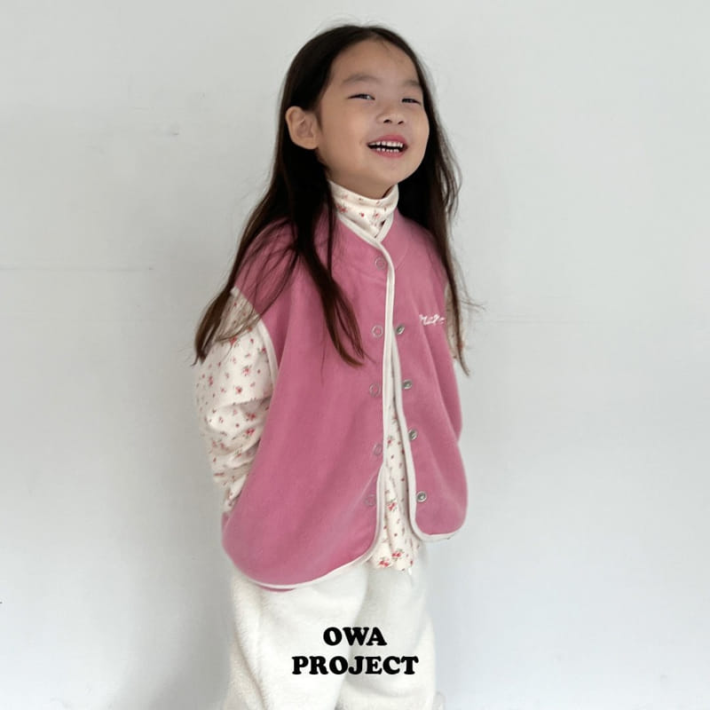 O Wa - Korean Children Fashion - #kidzfashiontrend - Flower Turtleneck Tee - 2