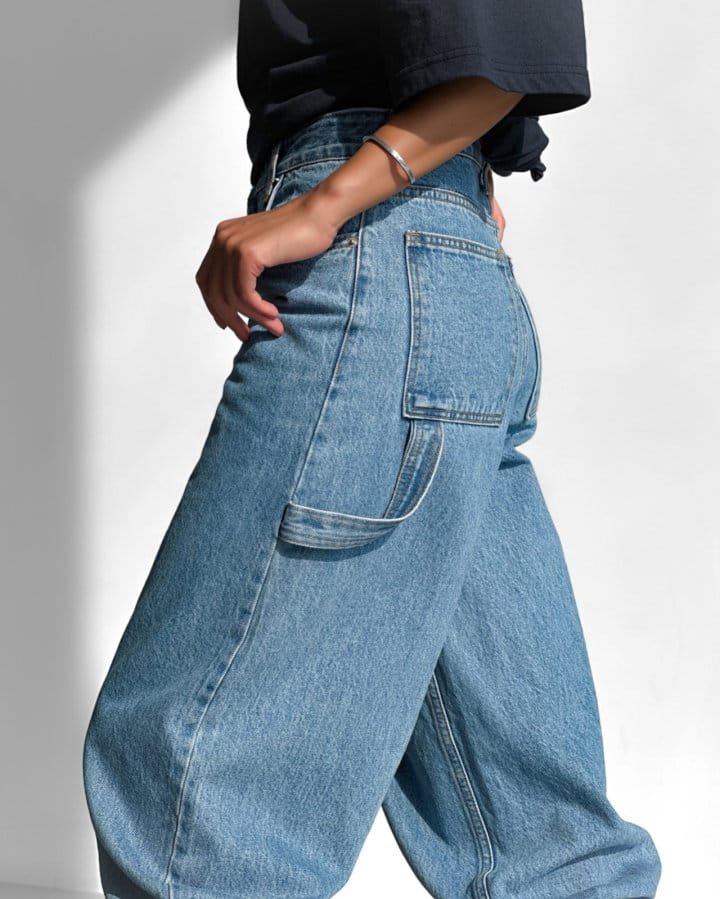 Paper Moon - Korean Women Fashion - #momslook - side hammer loop detail relaxed fit denim pants - 4