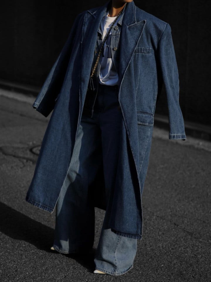 Paper Moon - Korean Women Fashion - #momslook -  LUX peaked lapel detail oversized washed denim coat   - 3