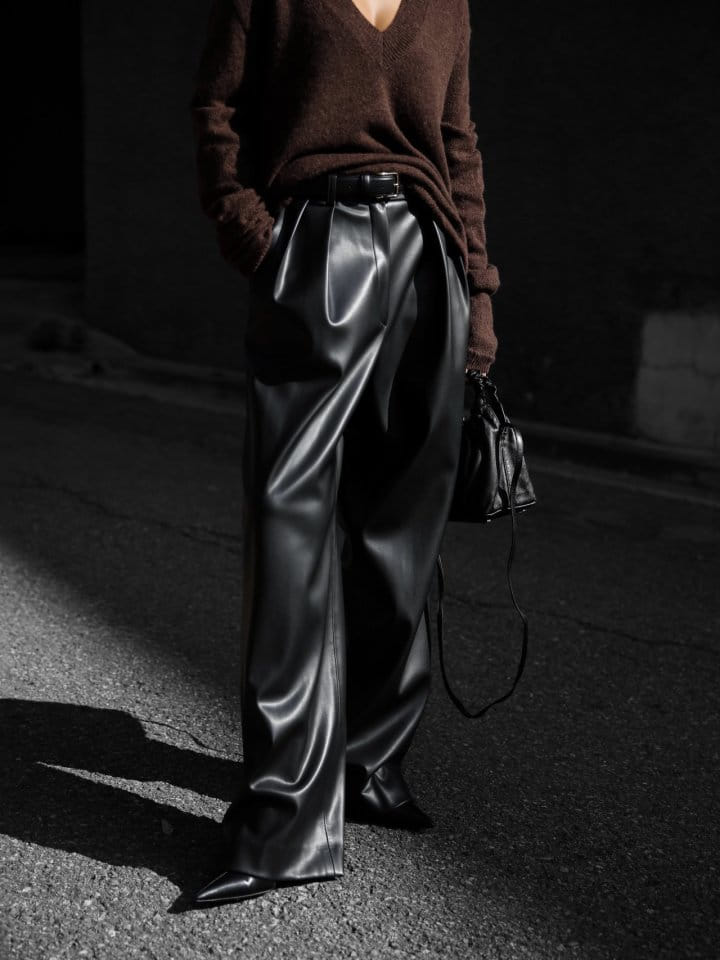 Paper Moon - Korean Women Fashion - #momslook - leather low waisted double pleats wide trousers  - 3