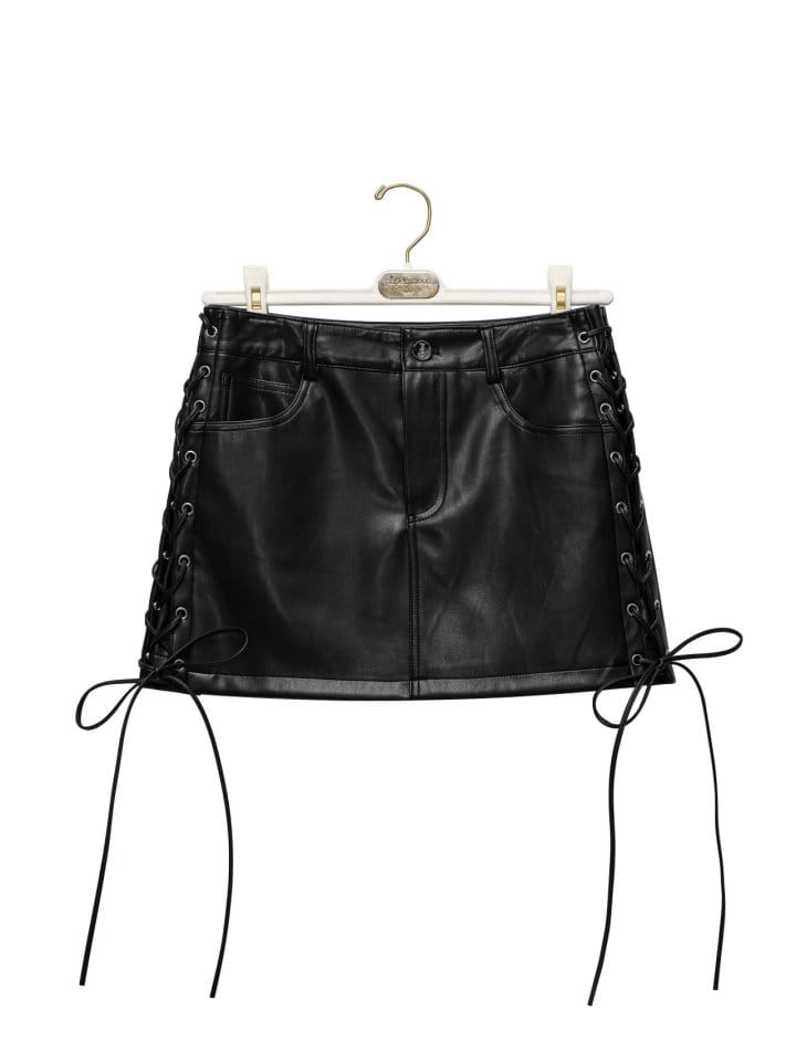 Paper Moon - Korean Women Fashion - #womensfashion - eyelet strap detail vegan leather mini skirt - 5