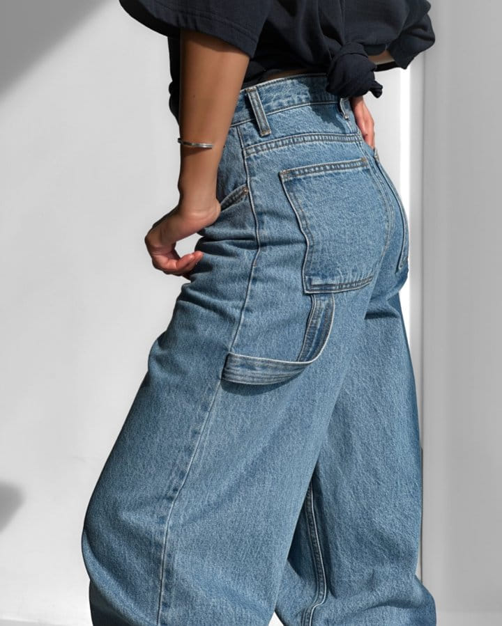 Paper Moon - Korean Women Fashion - #womensfashion - side hammer loop detail relaxed fit denim pants - 5