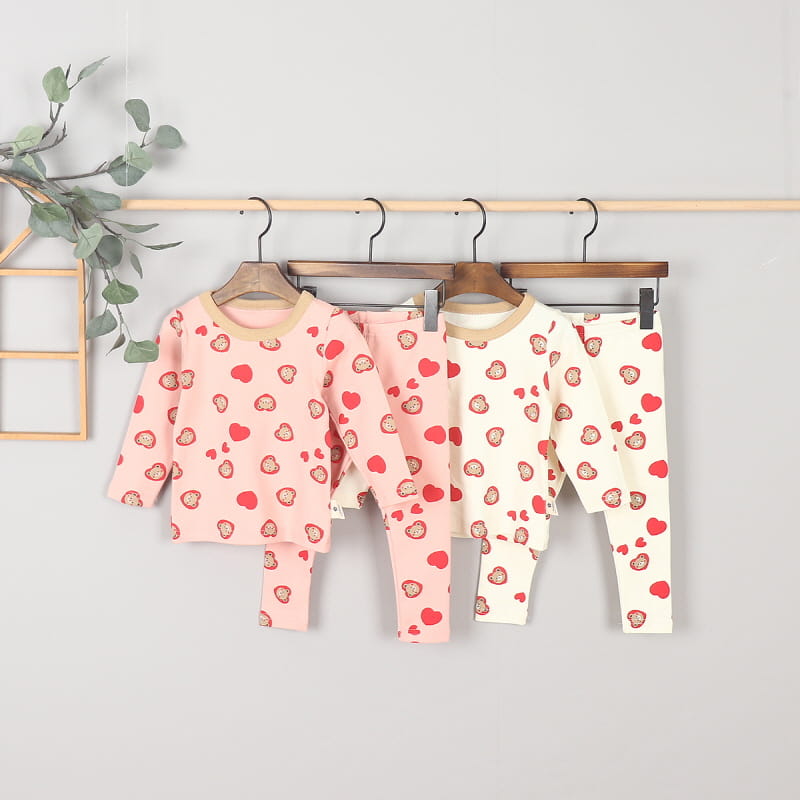 Kingboy - Korean Children Fashion - #prettylittlegirls - Heart Bear Easy Wear Top Bottom Set - 2