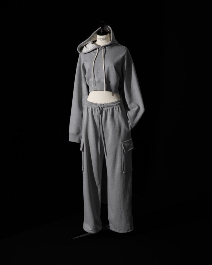 Paper Moon - Korean Women Fashion - #vintageinspired -  Cargo Pocket Wide Sweatpants 