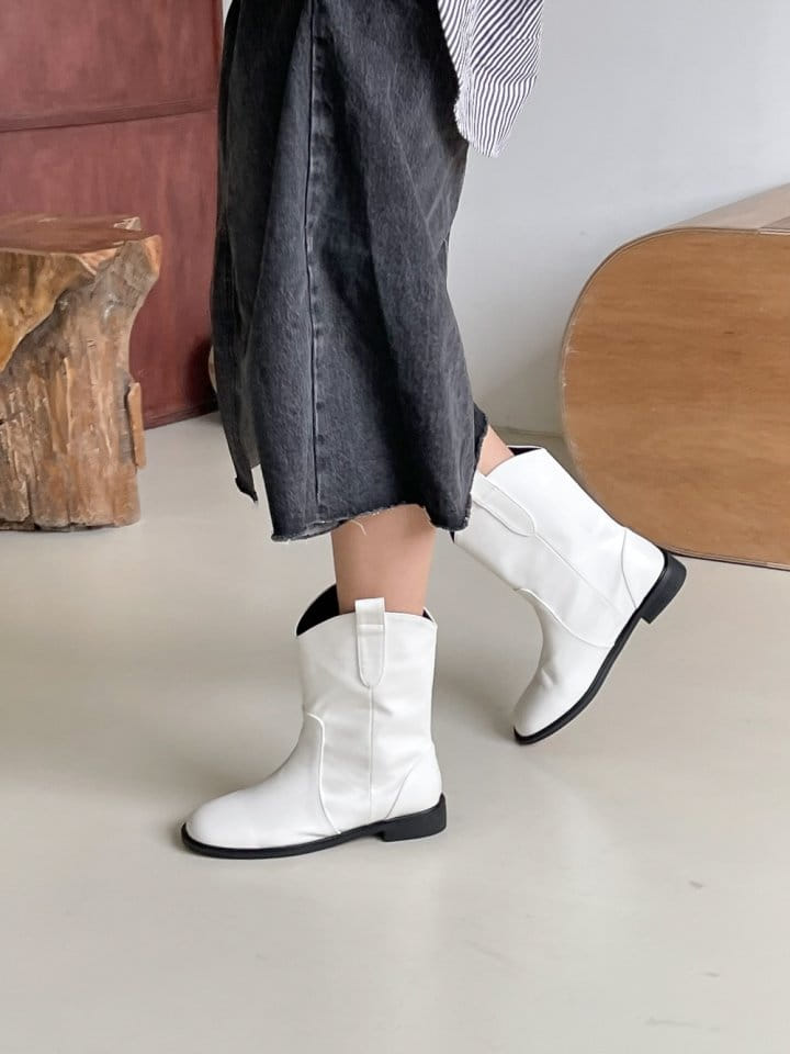 Ssangpa - Korean Women Fashion - #momslook -  Udc 3071  Boots - 3