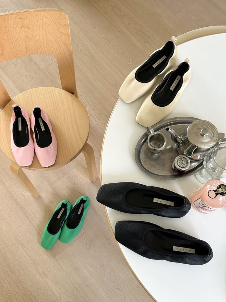 Ssangpa - Korean Women Fashion - #thelittlethings -  Udc 3238   Flats & Ballerinas - 9