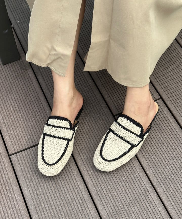 Ssangpa - Korean Women Fashion - #womensfashion - MR9731 Slipper & Sandals - 2