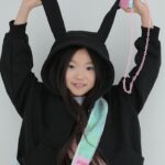 Rabbit Semi Crop Hoody Zip Up