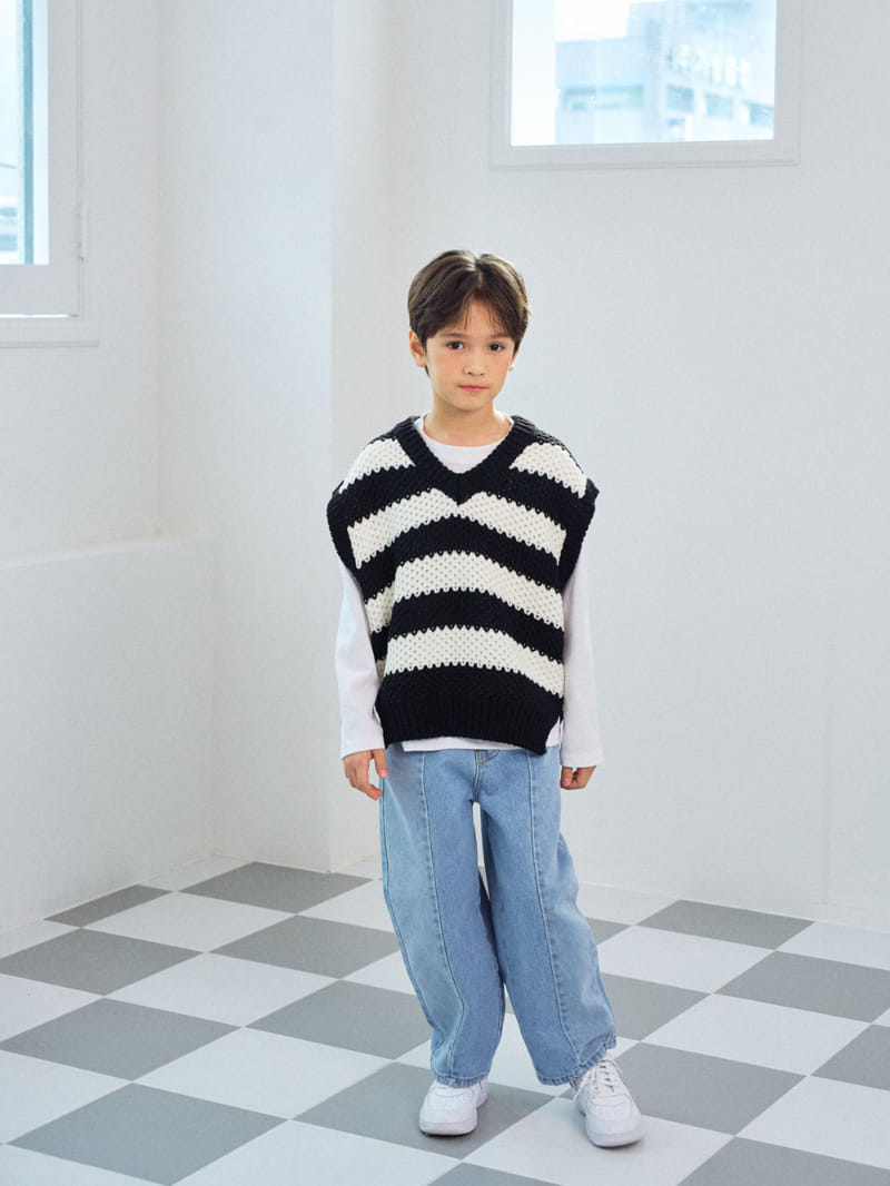 A-Market - Korean Children Fashion - #Kfashion4kids - Big ST Vest Knit - 11